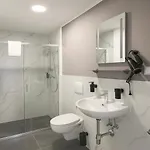 Hi Grand Отель