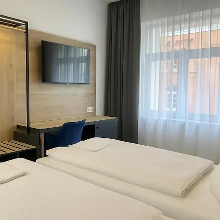 Hi Grand Hotel 3*