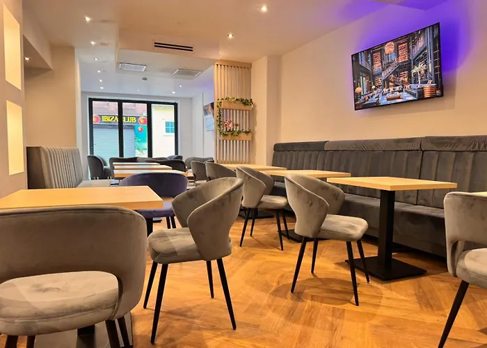 ホテル Hi Grand ハノーファー